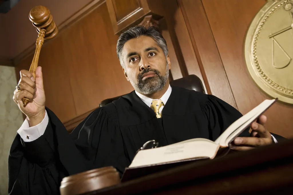 Supreme Court Launches Educational Program in Memphis